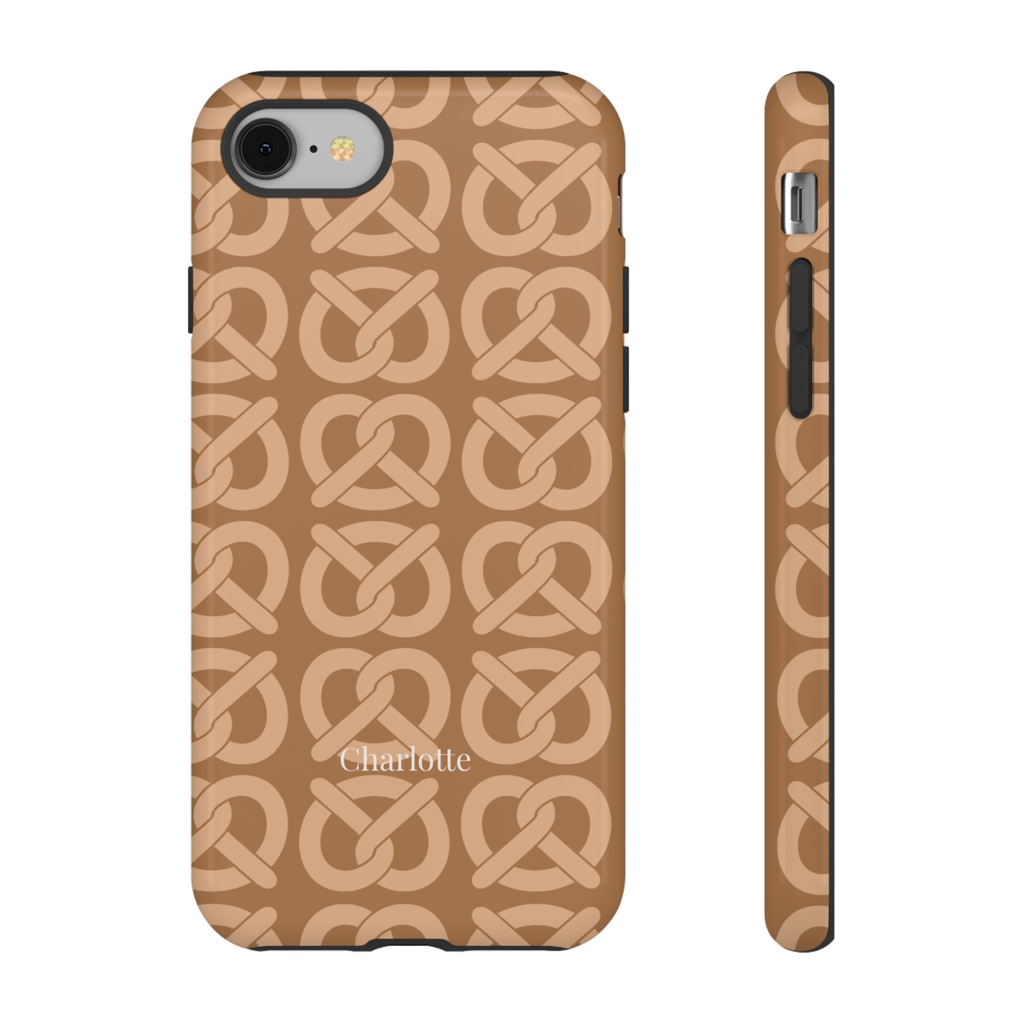 BREZN MONOGRAMM COGNAC – Personalisierte Handyhülle mit Dual-Layer-Schutz