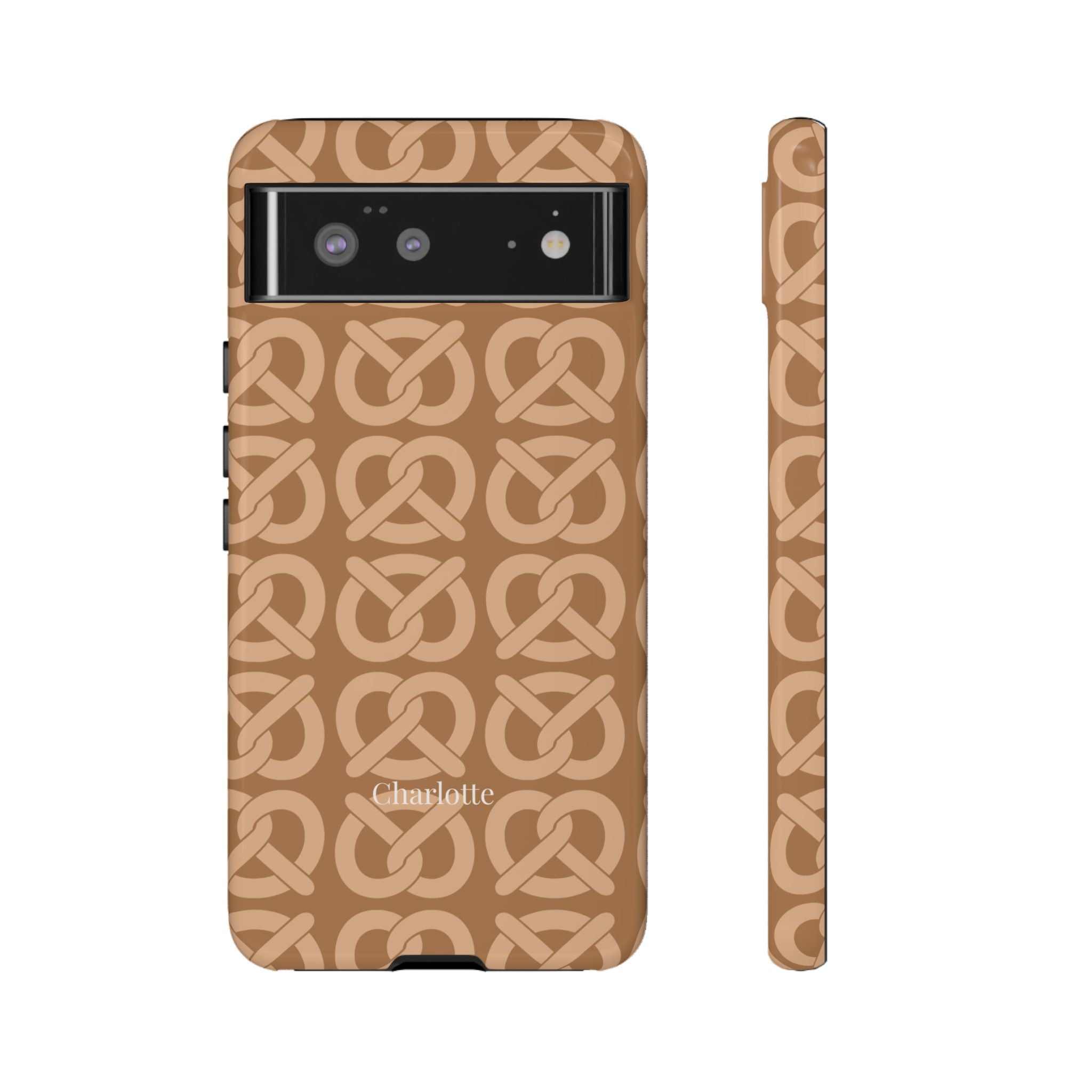 BREZN MONOGRAMM COGNAC – Personalisierte Handyhülle mit Dual-Layer-Schutz