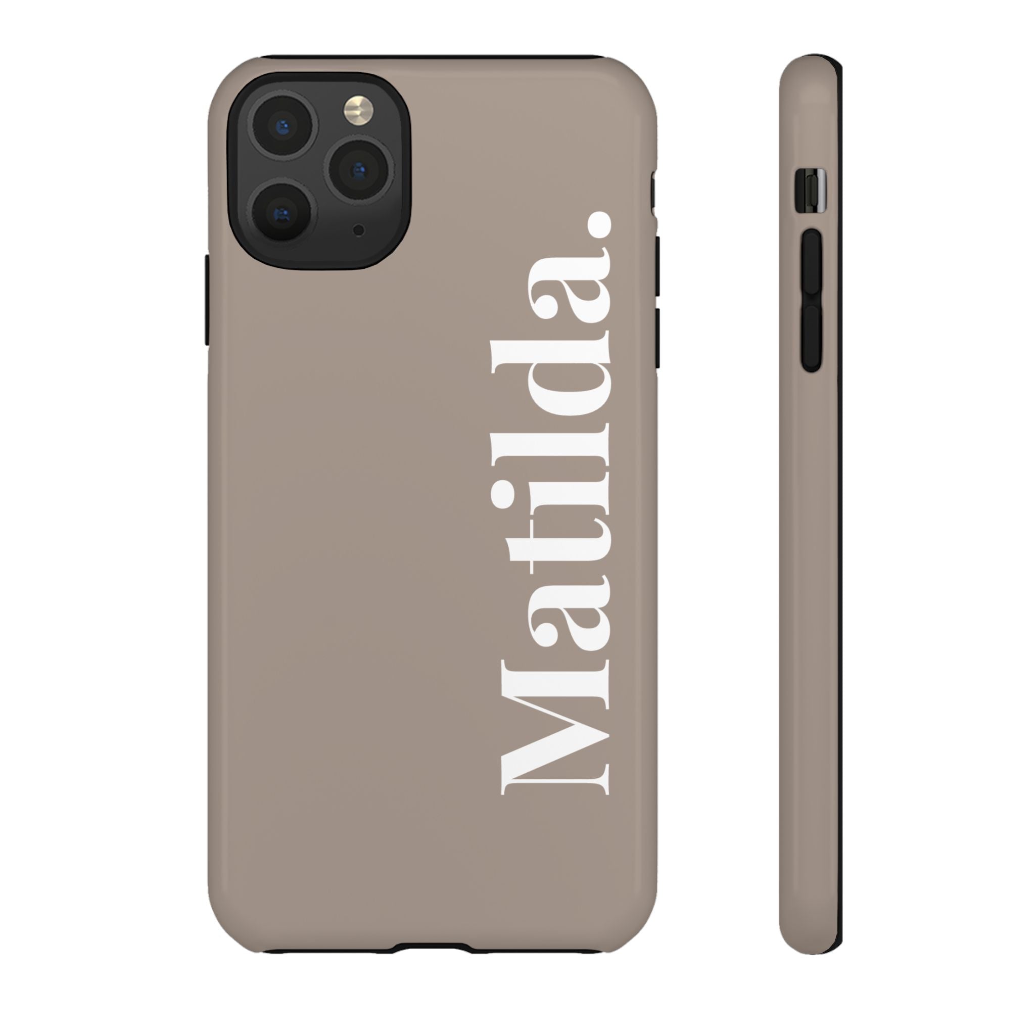 MOCCA BOLD NAME – Personalisierte Handyhülle mit Dual-Layer-Schutz
