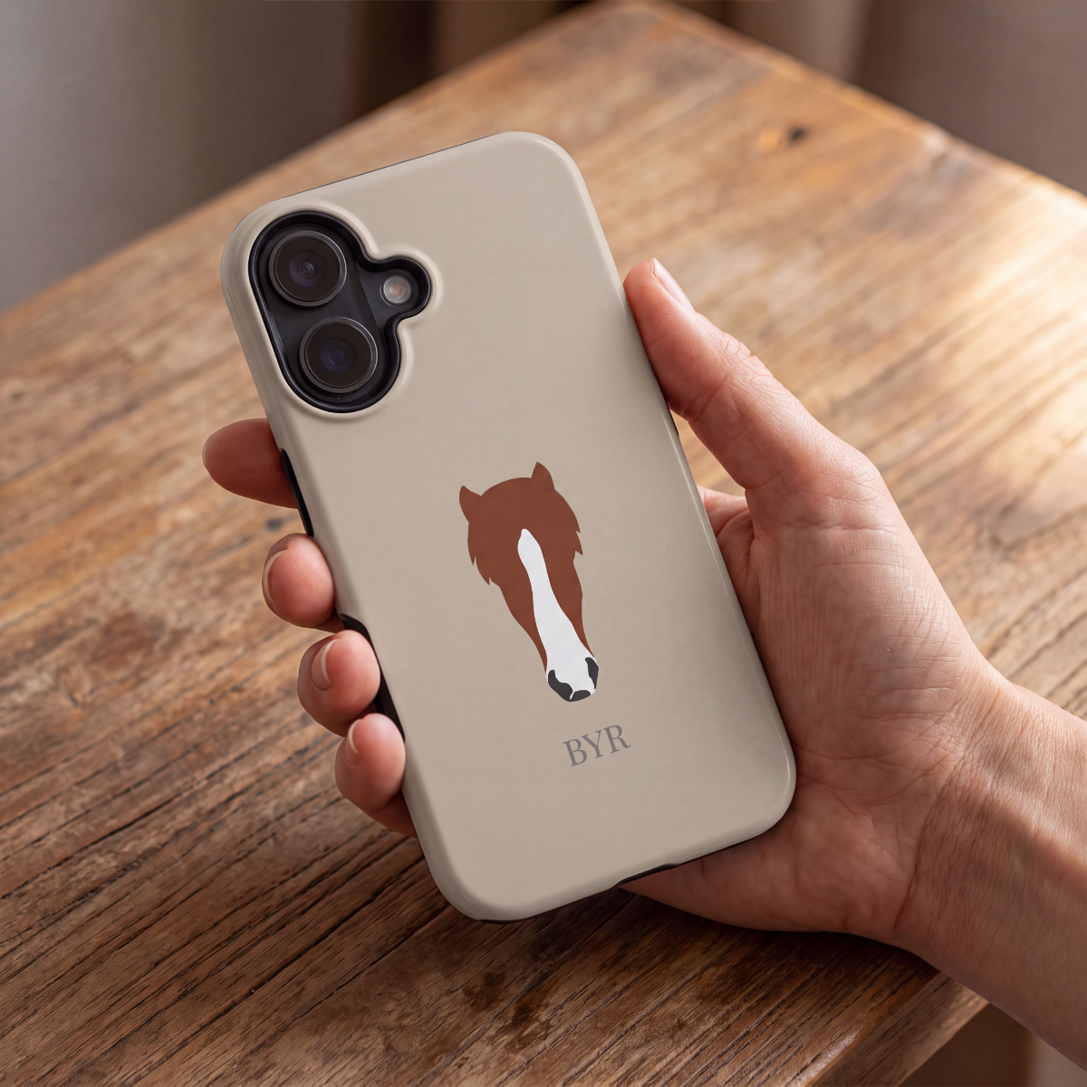 UNIQUE ANIMAL ART EDITION BEIGE – Personalisierte Handyhülle mit Dual-Layer-Schutz