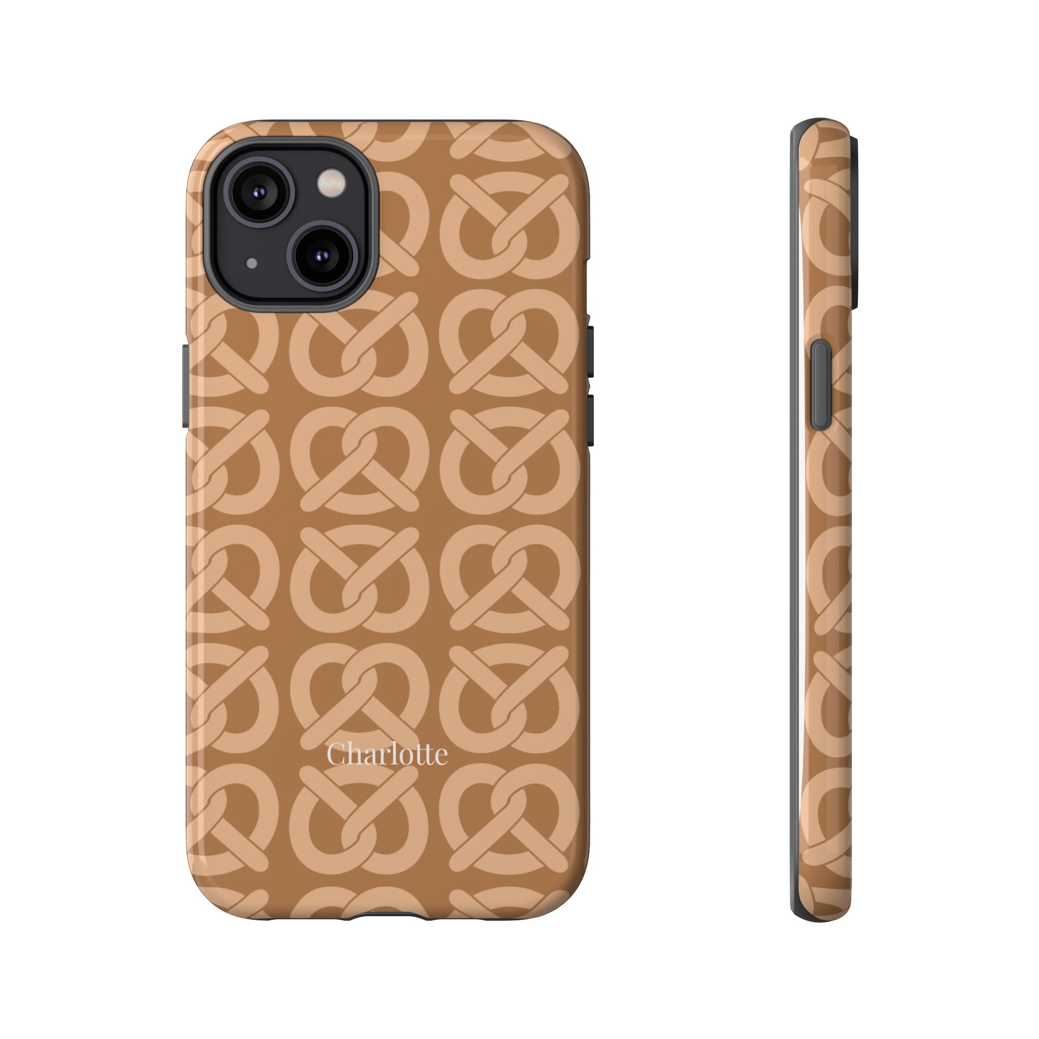 BREZN MONOGRAMM COGNAC – Personalisierte Handyhülle mit Dual-Layer-Schutz
