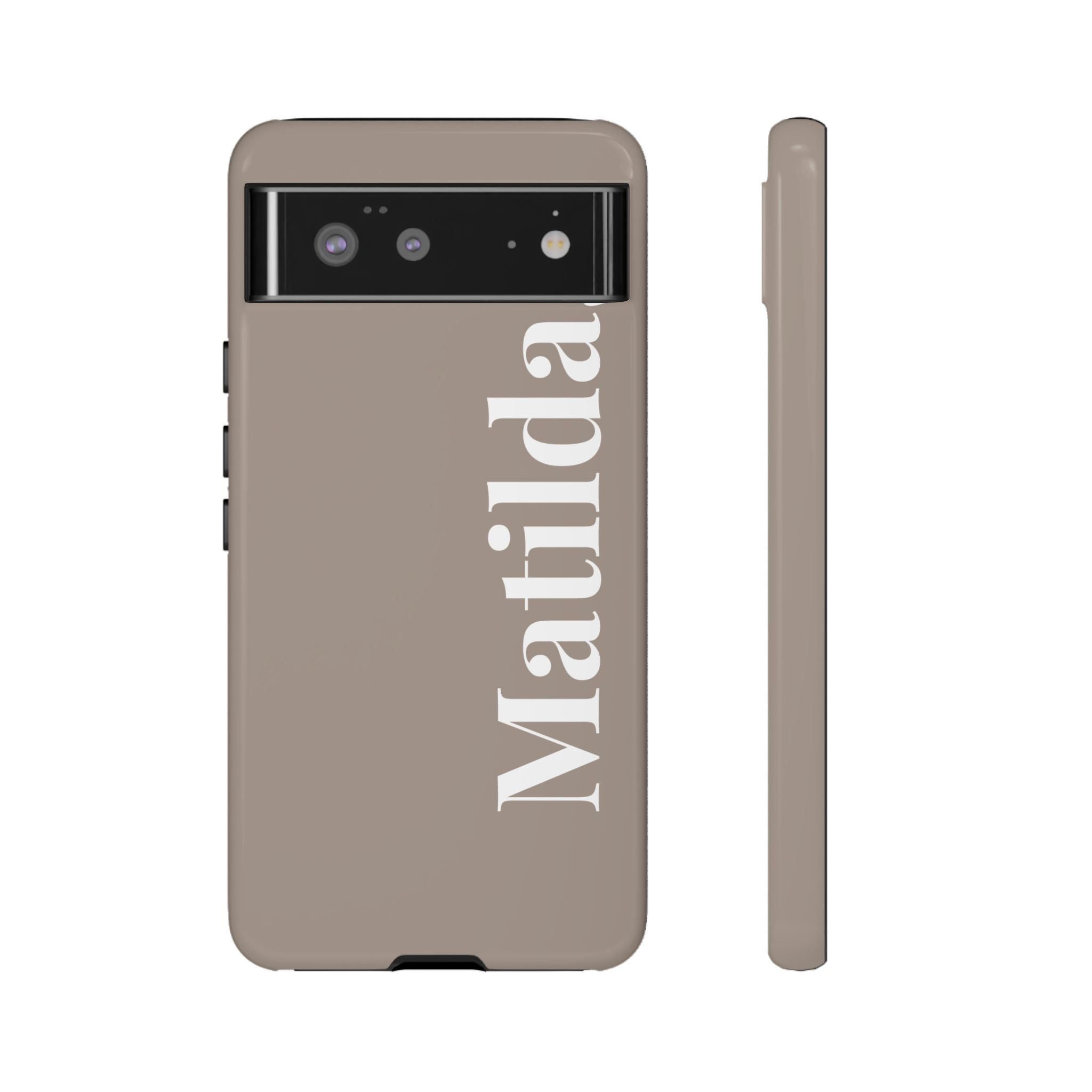 MOCCA BOLD NAME – Personalisierte Handyhülle mit Dual-Layer-Schutz