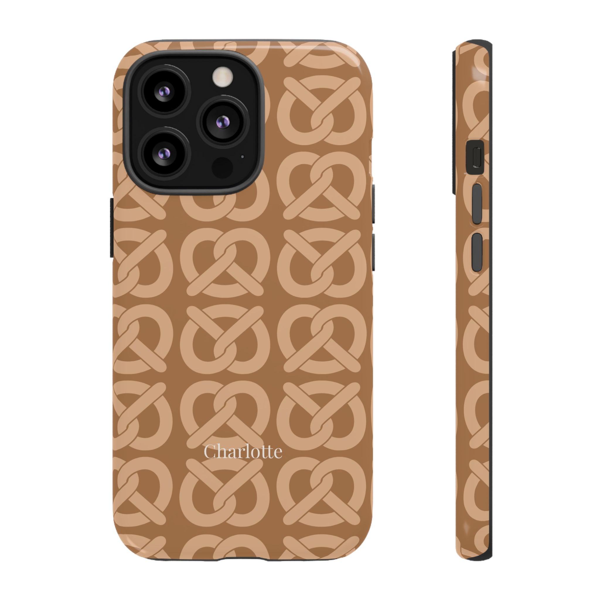 BREZN MONOGRAMM COGNAC – Personalisierte Handyhülle mit Dual-Layer-Schutz