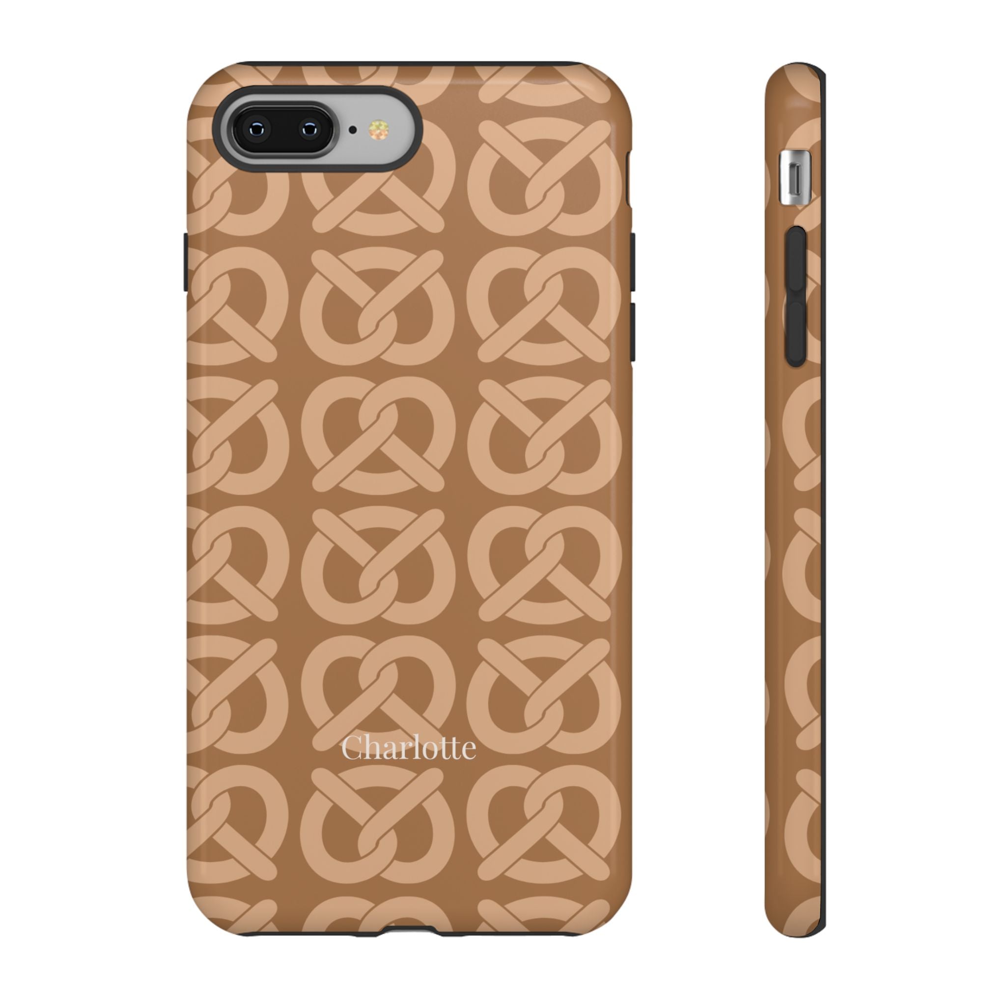 BREZN MONOGRAMM COGNAC – Personalisierte Handyhülle mit Dual-Layer-Schutz